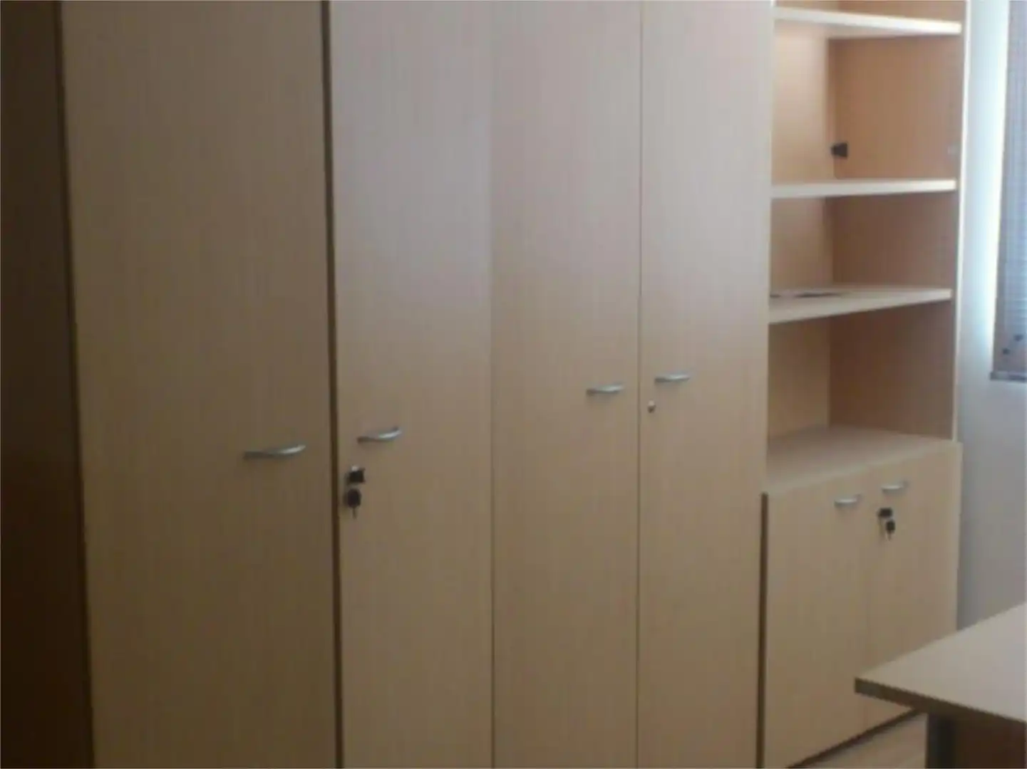 Oficina de alquiler en Peligros