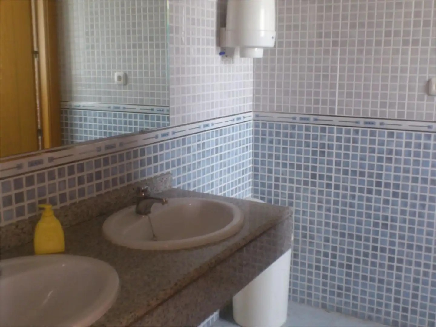 Baño de Oficina de alquiler en Peligros