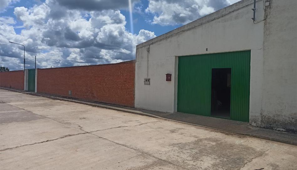 Finca rústica en venda a Calle Hermanos Machado, 2, San Bartolomé de las Abiertas, Toledo - imatge 1 Foto 1 de Finca rústica en venda a Calle Hermanos Machado, 2, San Bartolomé de las Abiertas, Toledo