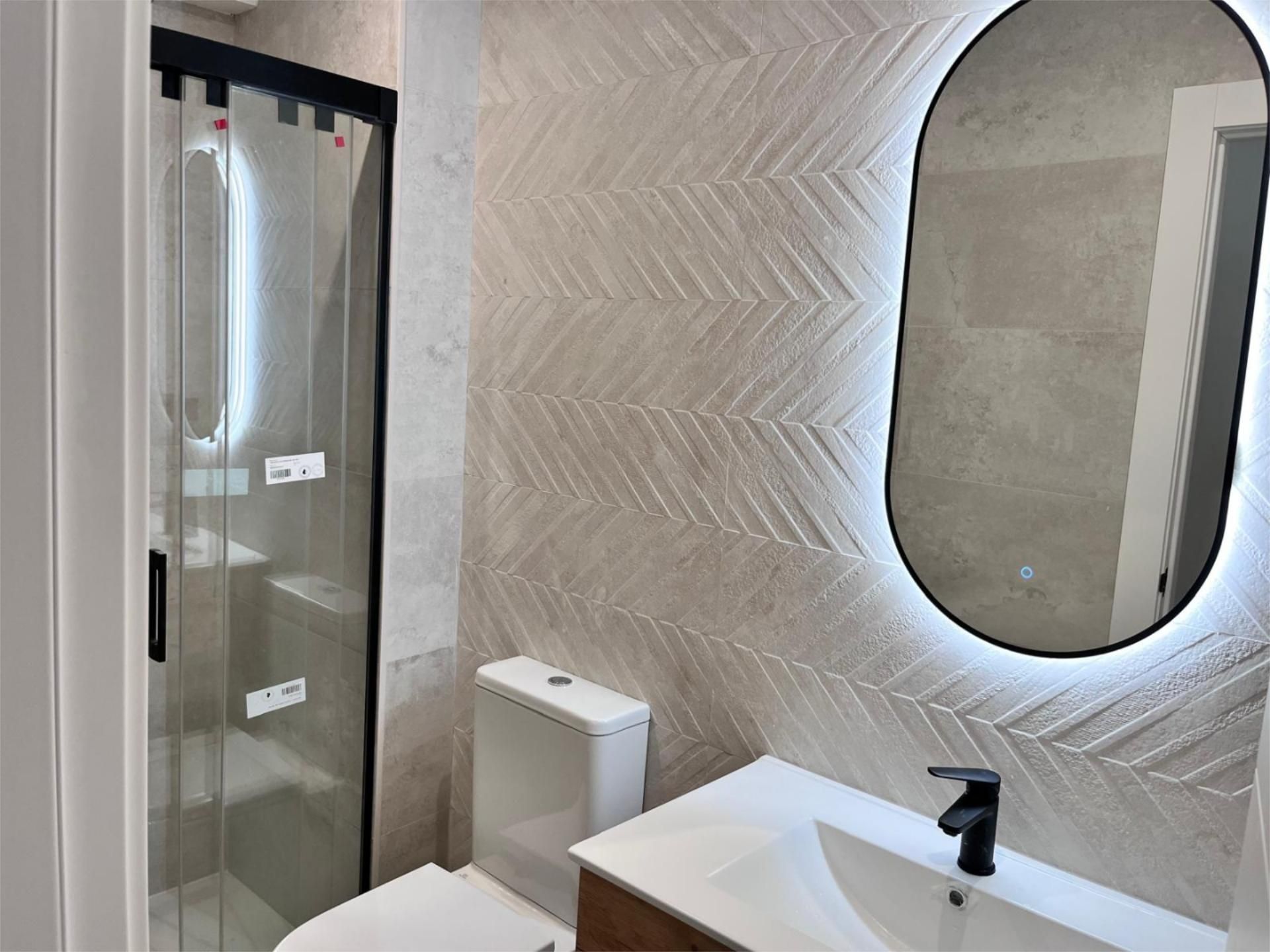 Bathroom of Flat for sale in Burgos Capital  with Terrace