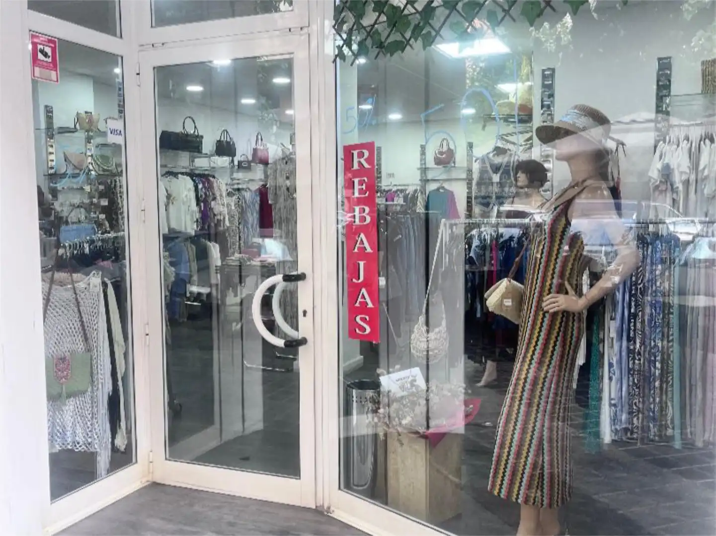 Local en traspaso en Carrer de Rodríguez de Cepeda, 25, Albors Local en traspaso en Valencia con Aire acondicionado, Calefacción y Amueblado