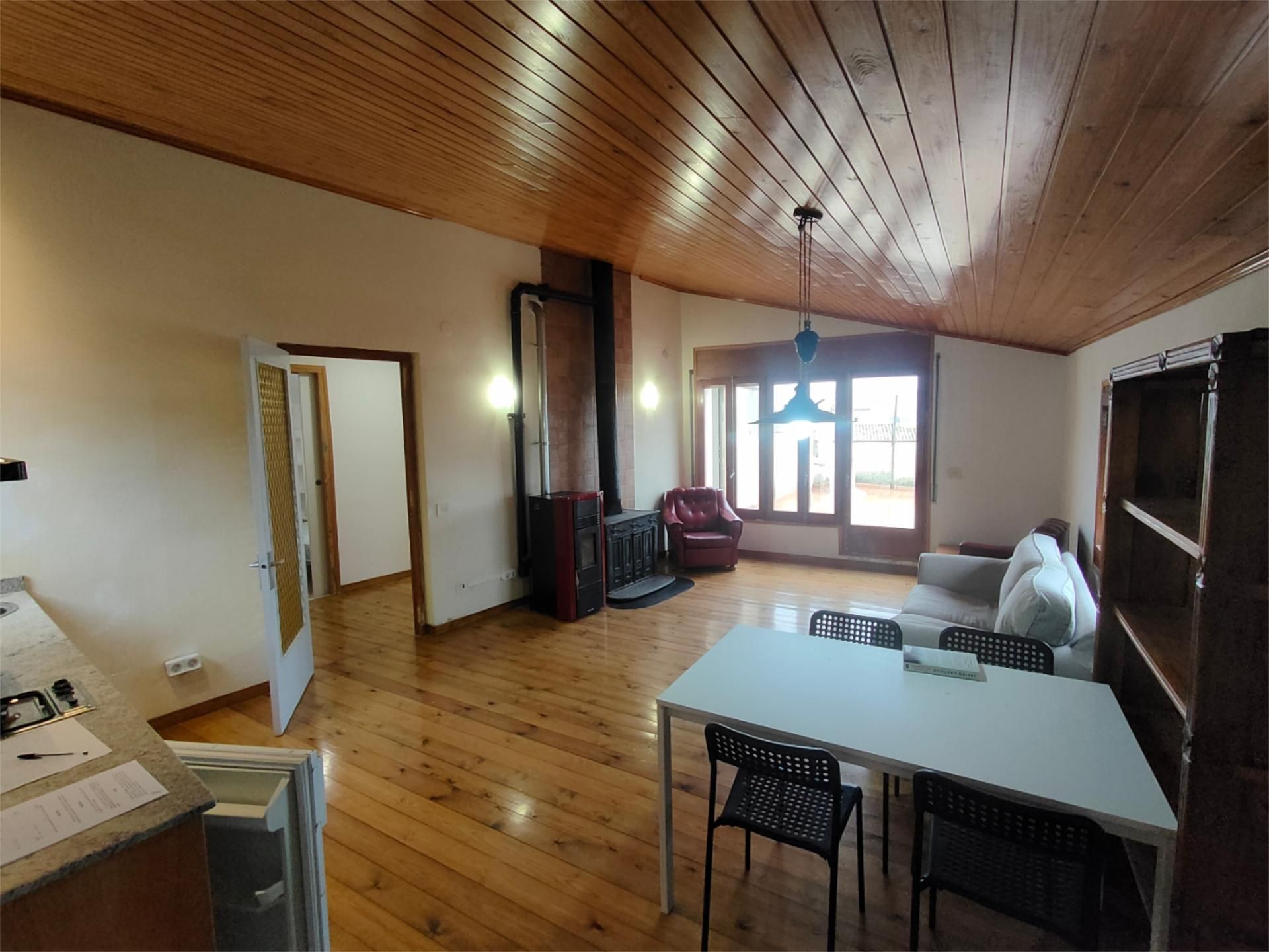 Sala d'estar de Pis de lloguer en Torà amb Calefacció, Parquet i Terrassa