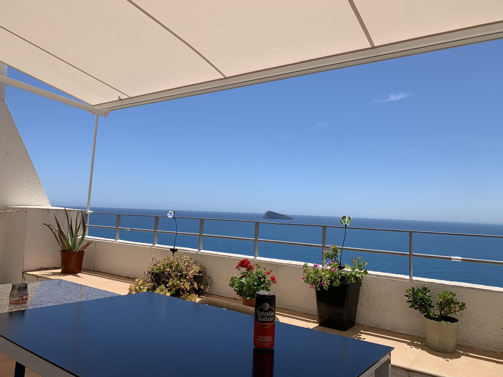 Terrassa de Pis de lloguer en Benidorm amb Aire condicionat, Terrassa i Piscina