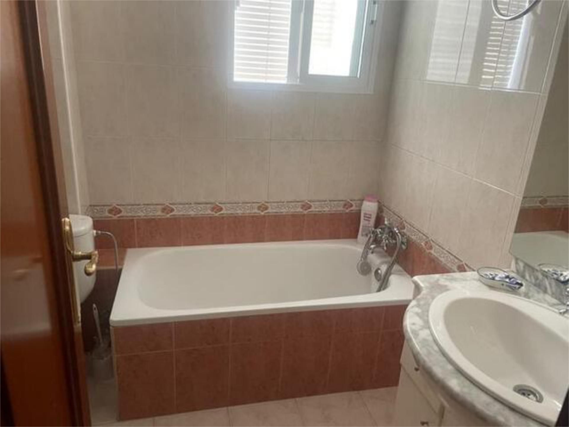 Piso de alquiler en Hornachuelos