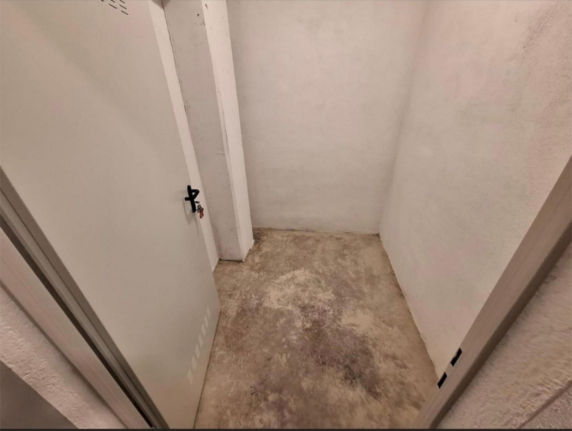 Box room to rent in Castellar del Vallès