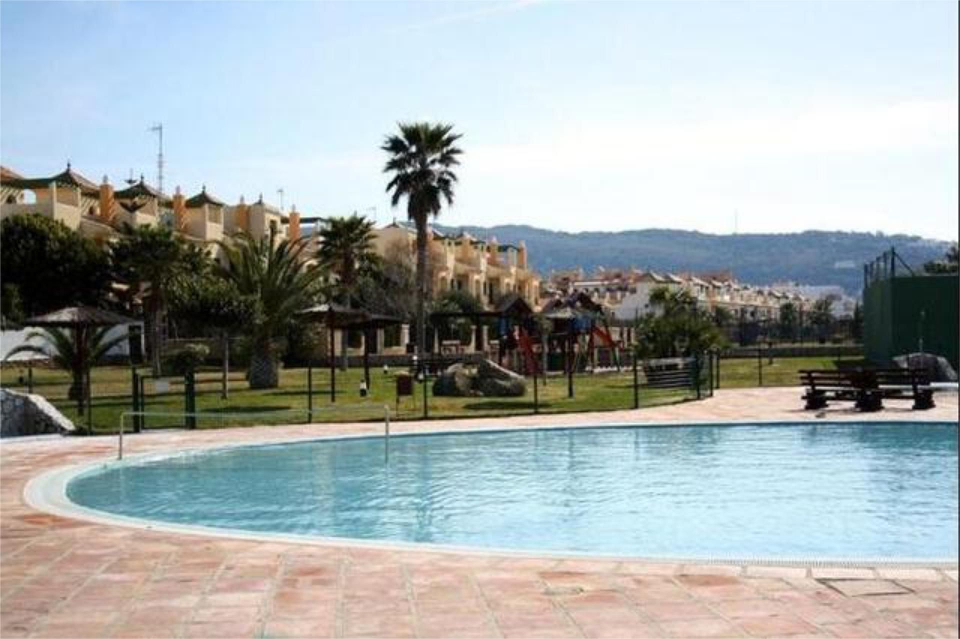 Piscina de Apartament en venda en Zahara de los Atunes amb Jardí privat, Terrassa i Piscina
