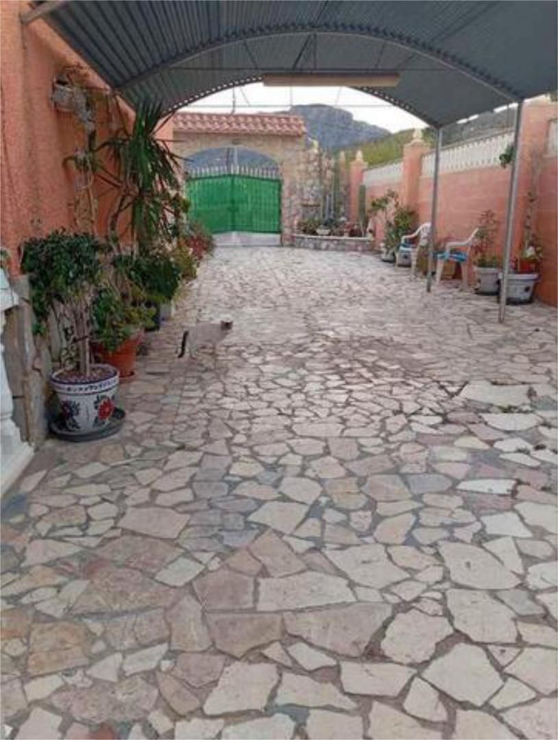 Vista exterior de Casa o xalet de lloguer en Alicante / Alacant amb Jardí privat, Terrassa i Moblat