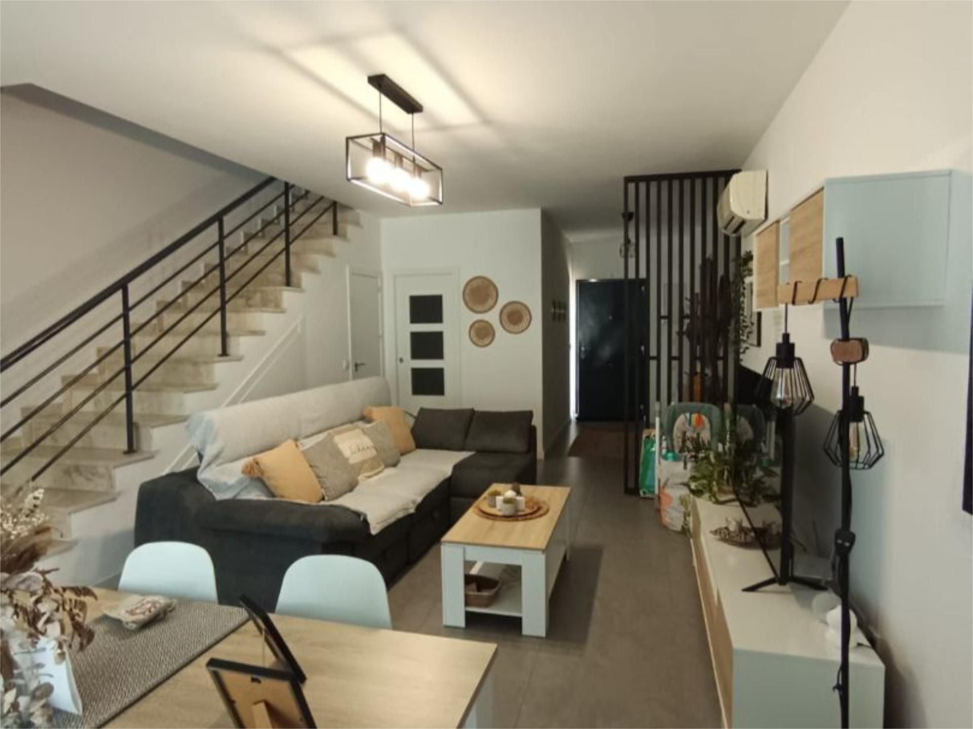 Living room of Flat for sale in Cazalegas  with Air Conditioner and Storage room