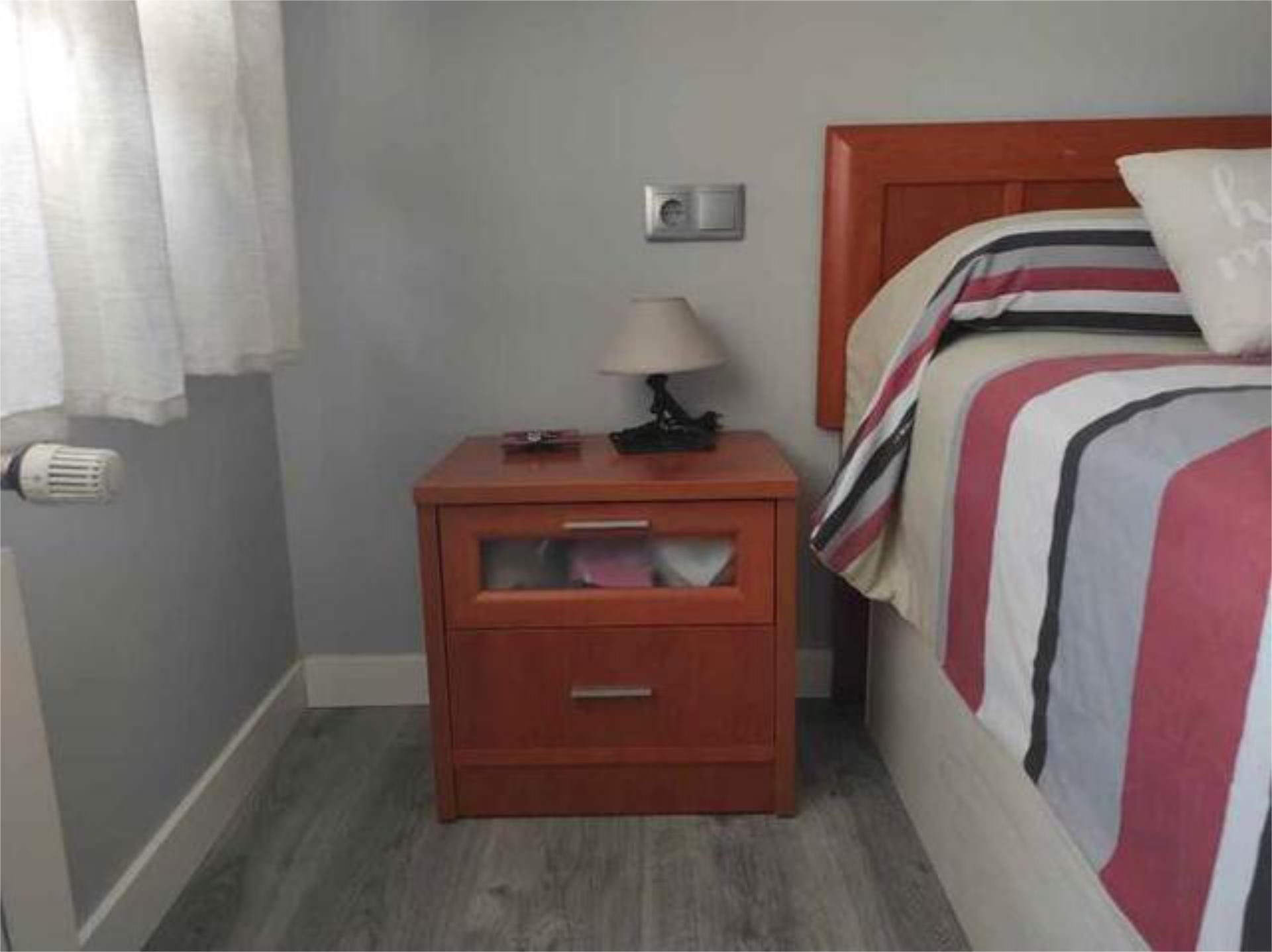 Bedroom of Flat to rent in Tomelloso