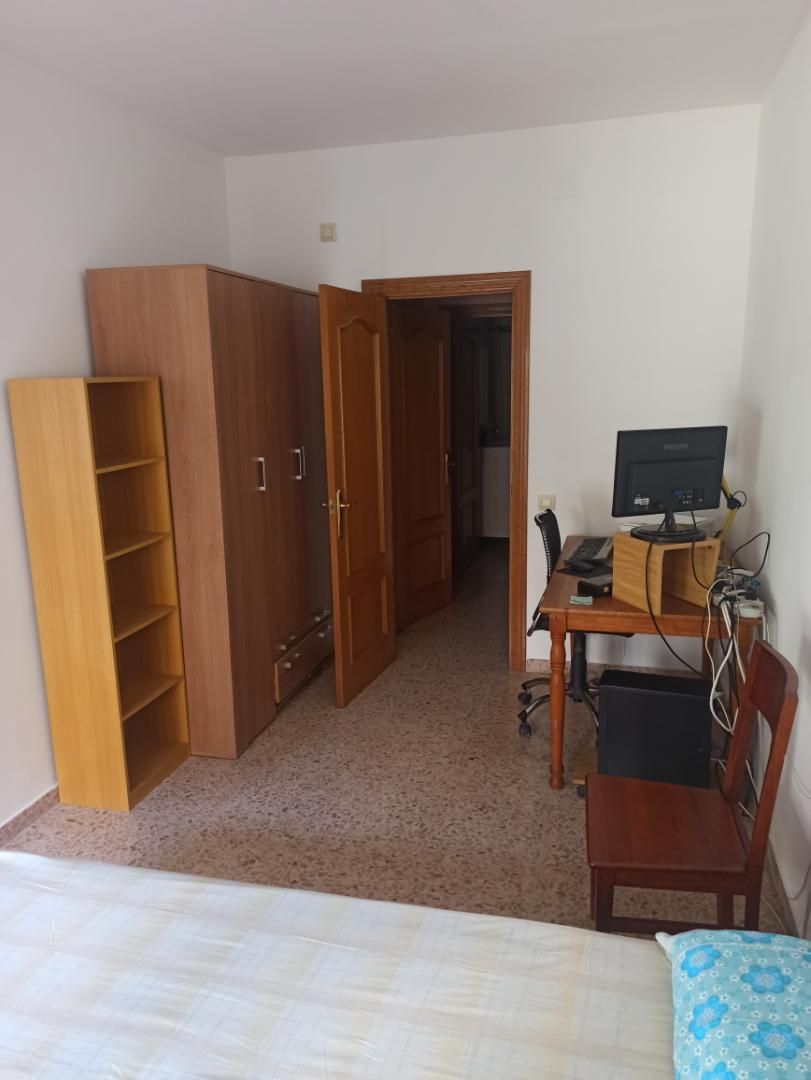Bedroom of Flat to share in Sant Adrià de Besòs  with Heating, Furnished and Oven