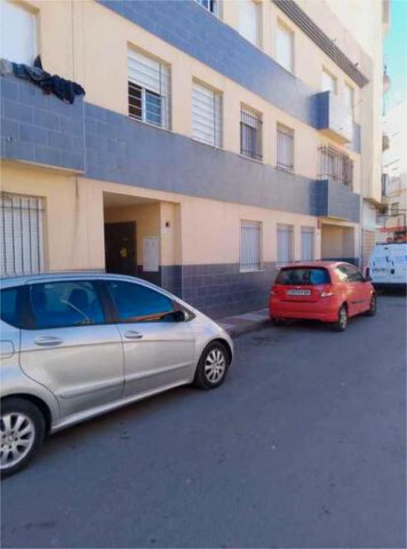 Aparcament de Apartament de lloguer en Roquetas de Mar