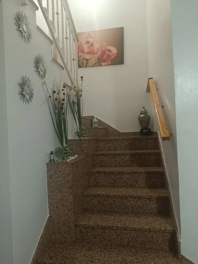 Casa adosada en venta en Calle Nuestra Abuela, 31, Alcalá la Real Casa adosada en venta en Alcalá la Real con Aire acondicionado, Terraza y Balcón