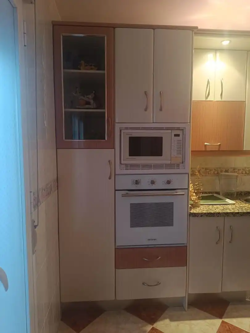 Casa adosada en venta en Calle Nuestra Abuela, 31, Alcalá la Real Cocina de Casa adosada en venta en Alcalá la Real con Aire acondicionado, Terraza y Balcón