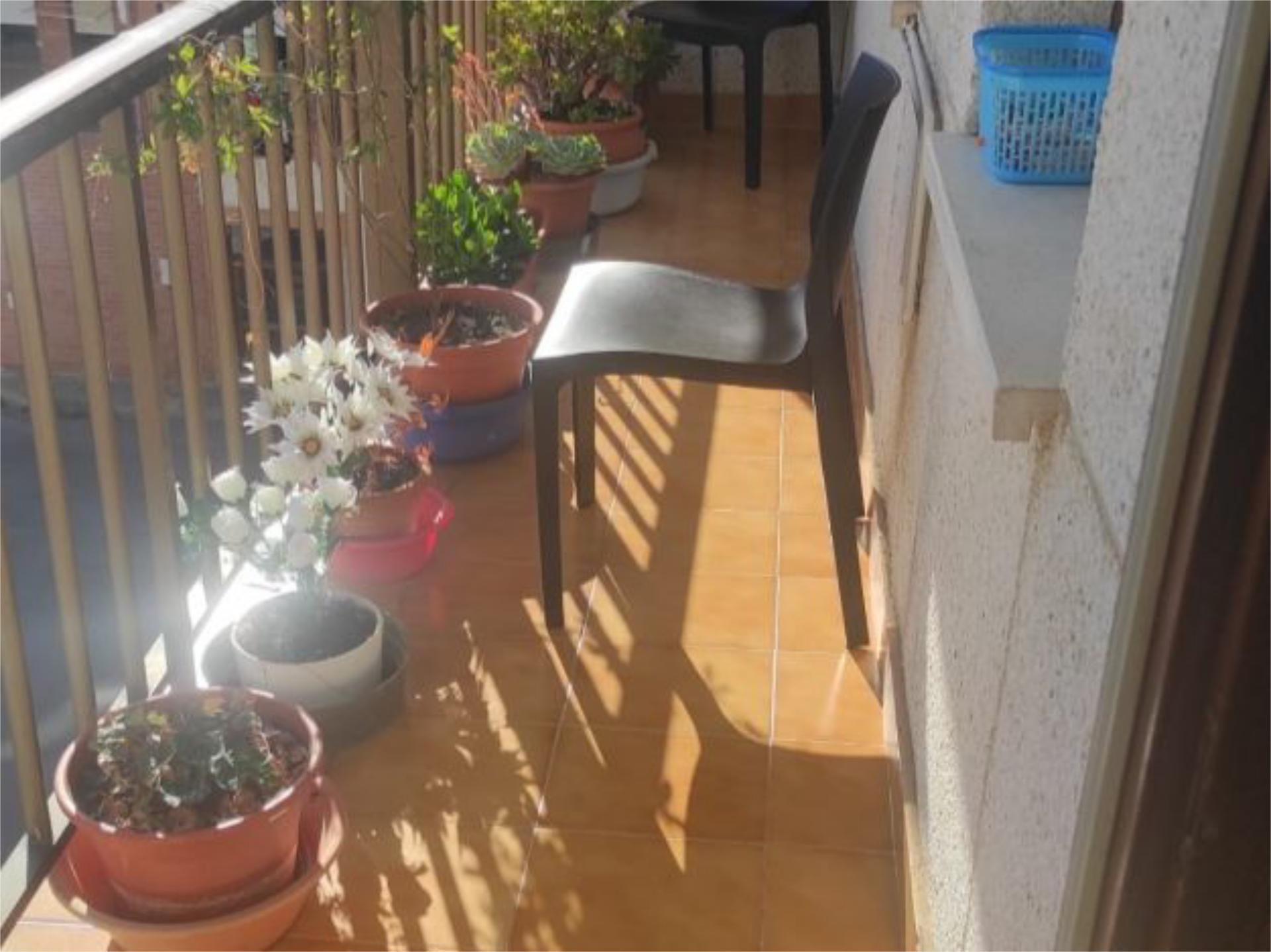 Balcony of Flat to share in Limpias  with Furnished, Community parking and Balcony
