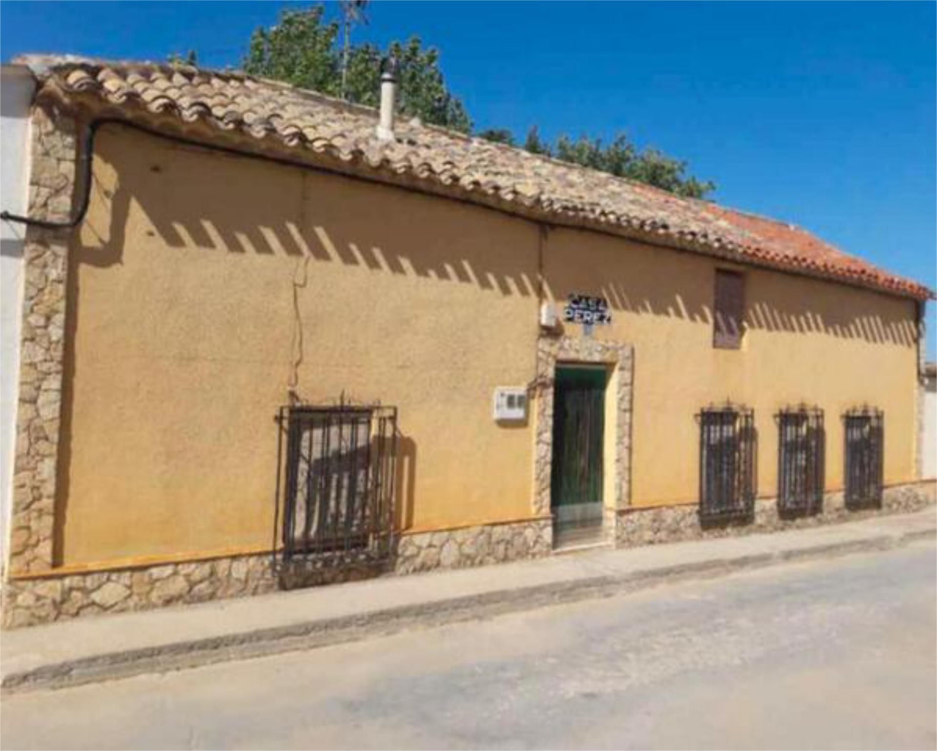 Casa o chalet en venta en Ledaña