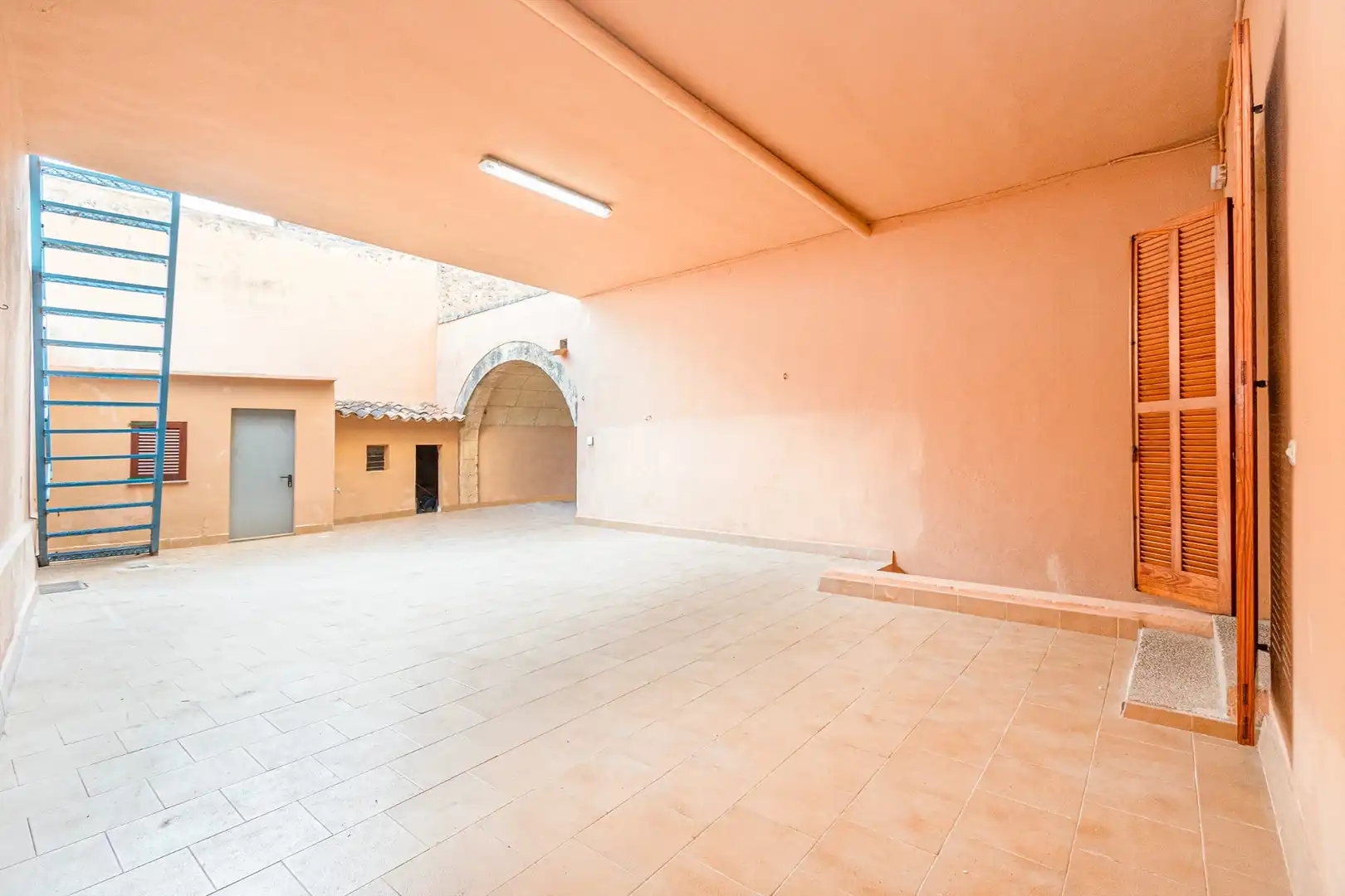 Casa adosada en venda en Santa Eugènia amb Terrassa, Traster i Balcó