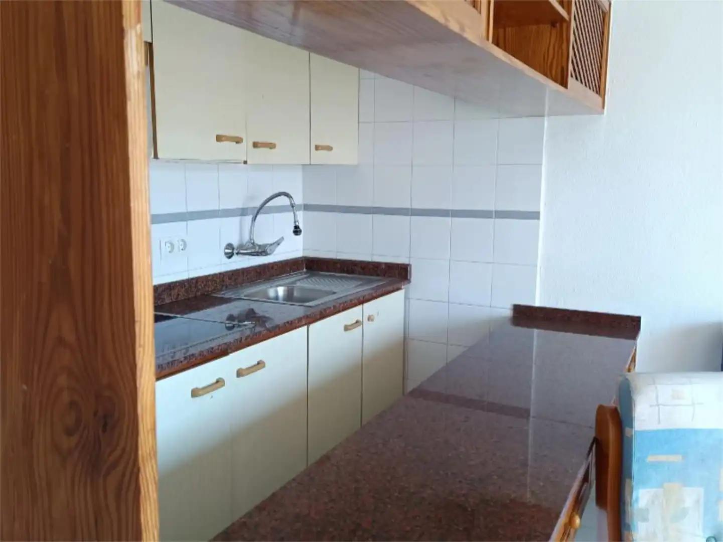 Cuina de Pis de lloguer en San Bartolomé de Tirajana amb Terrassa, Piscina i Moblat
