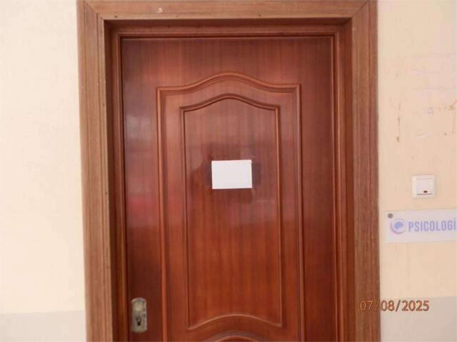Office to rent in  Ceuta Capital