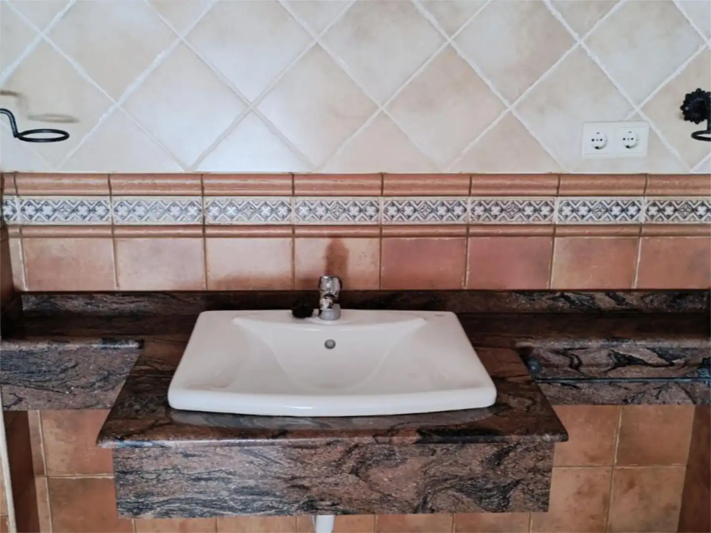Casa adosada en venta en Avenida Méjico, 29, Baeza Baño de Casa adosada en venta en Baeza