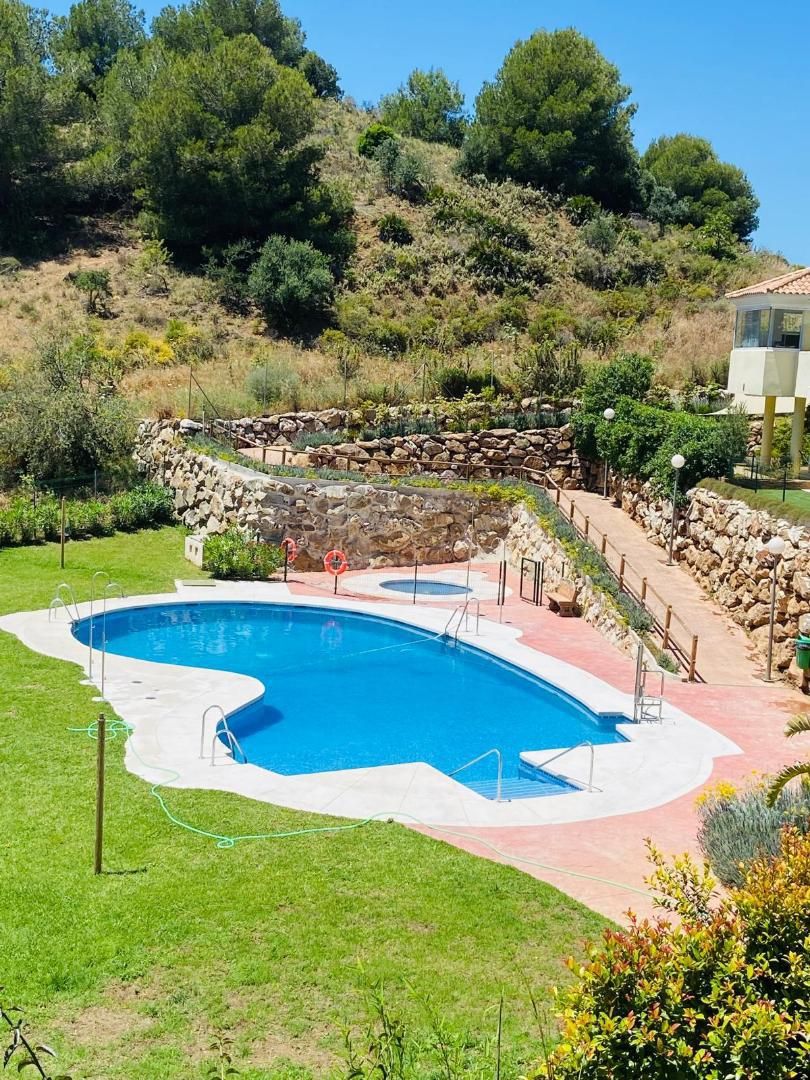 Swimming pool of Flat for sale in Mijas  with Air Conditioner and Terrace