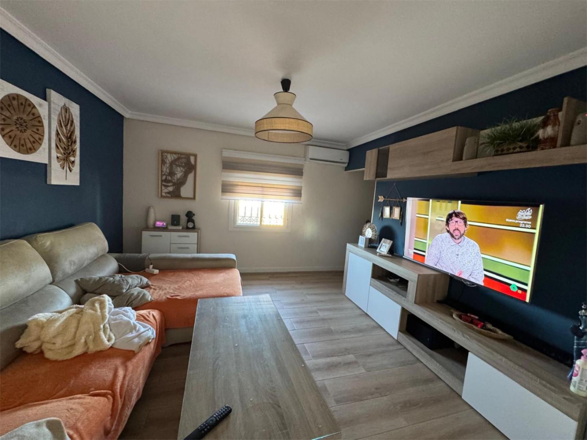 Sala d'estar de Pis en venda en Chiclana de la Frontera amb Aire condicionat, Terrassa i Traster