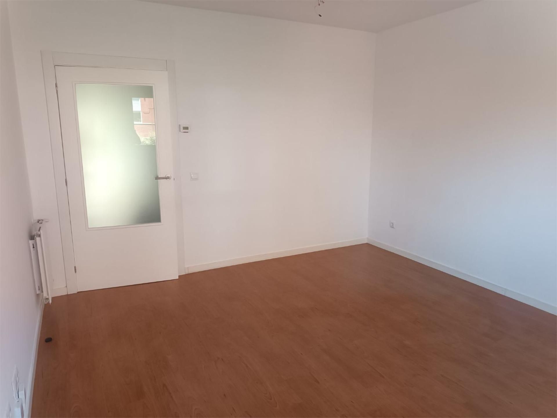 Flat to rent in Móstoles  with Heating, Private garden and Community parking