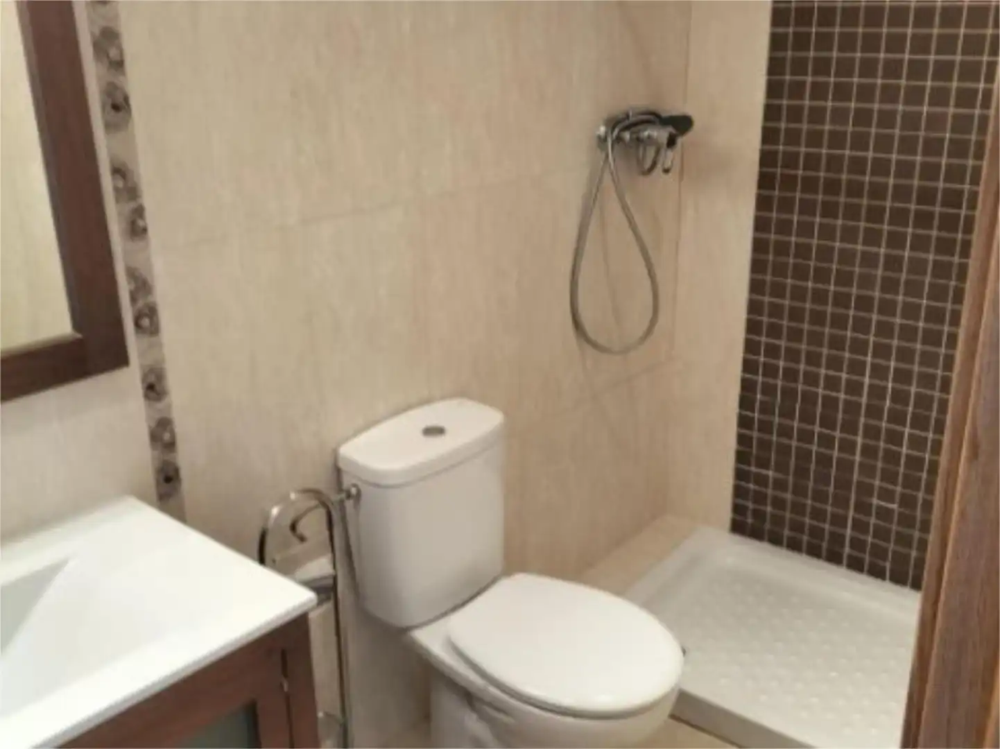 Bathroom of Flat for sale in Jerez de los Caballeros  with Terrace and Balcony