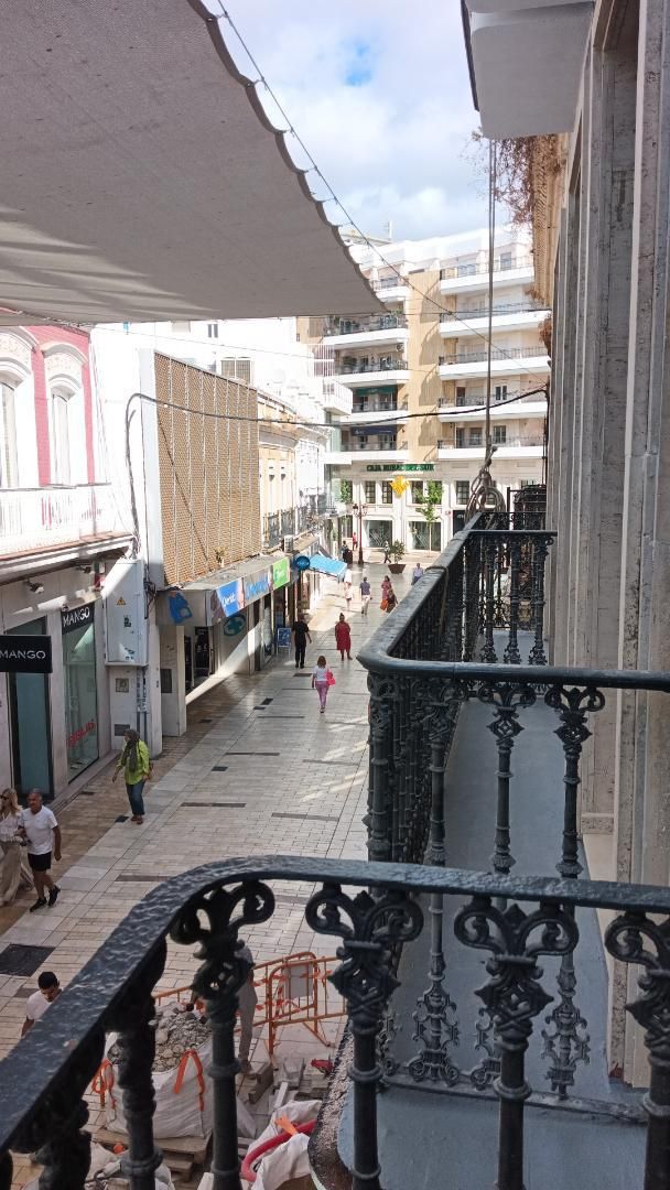 Vista exterior de Apartament en venda en  Huelva Capital amb Aire condicionat i Balcó