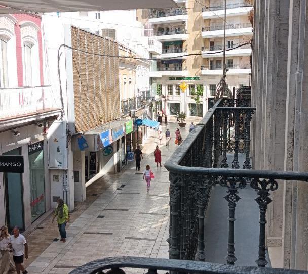 Apartamento en venta en Calle Concepción, 14, Centro, Huelva - imagen 1 Foto 1 de Apartamento en venta en Calle Concepción, 14, Centro, Huelva