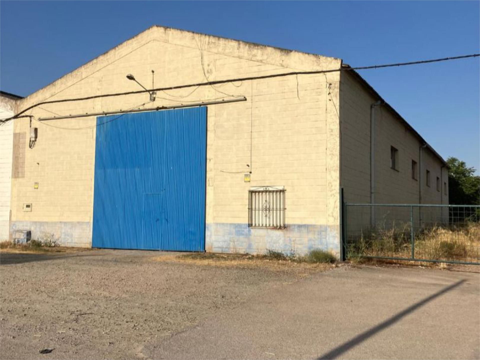 Vista exterior de Nau industrial de lloguer en Casar de Cáceres