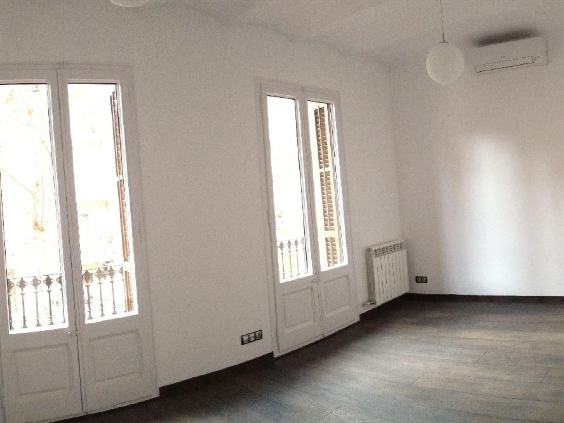 Bedroom of Flat to rent in  Barcelona Capital  with Air Conditioner and Balcony