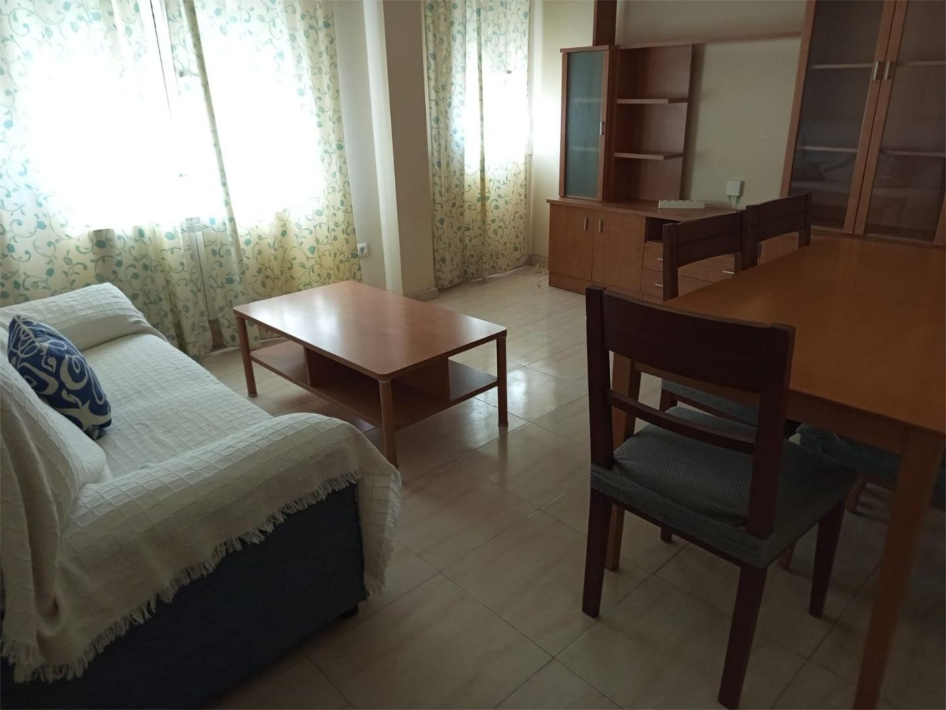 Sala de estar de Piso de alquiler en Villacañas con Aire acondicionado y Terraza