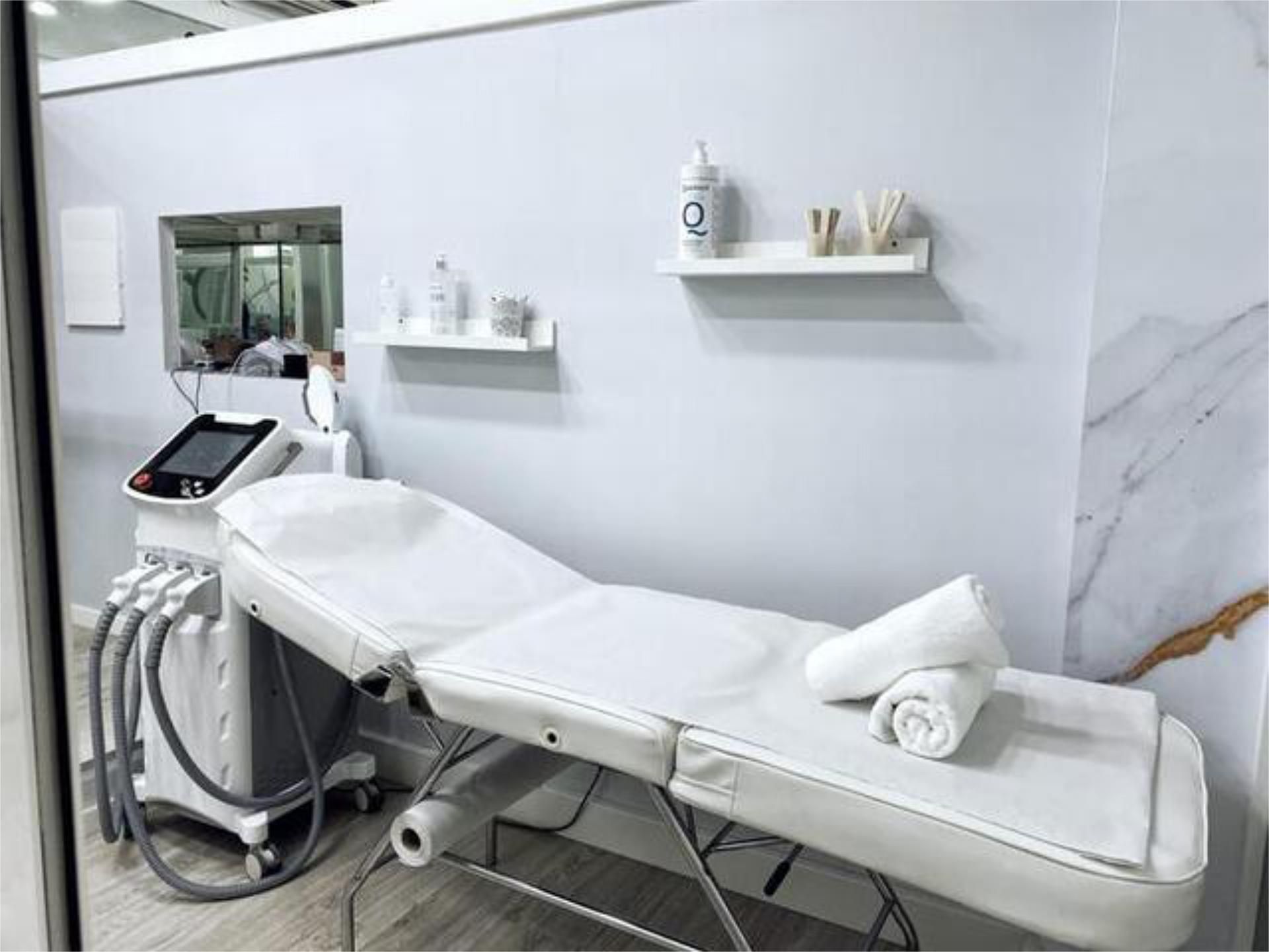 Habitación de Local de alquiler en Marbella con Aire acondicionado