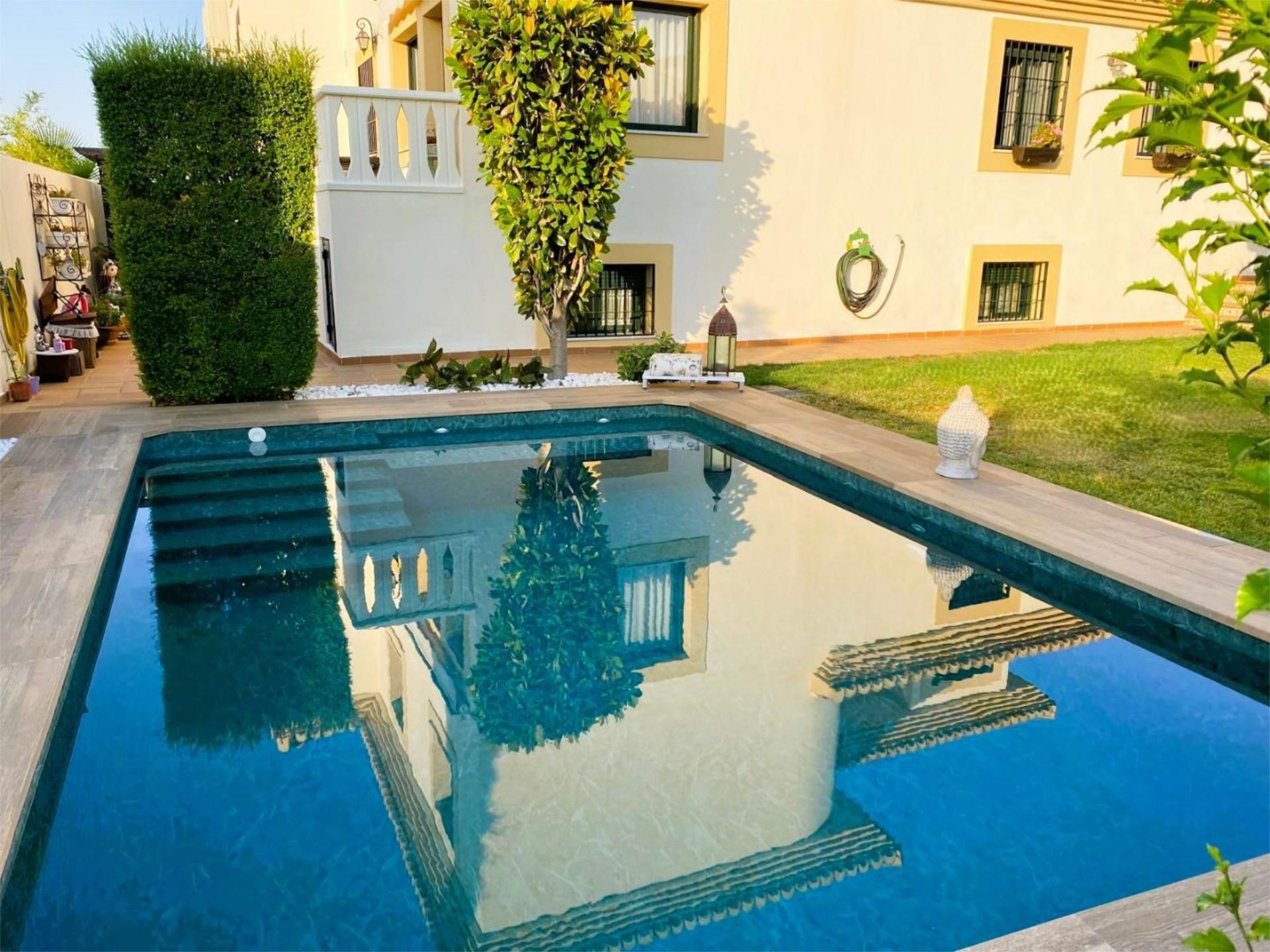 Swimming pool of House or chalet for sale in Albolote  with Air Conditioner, Terrace and Swimming Pool