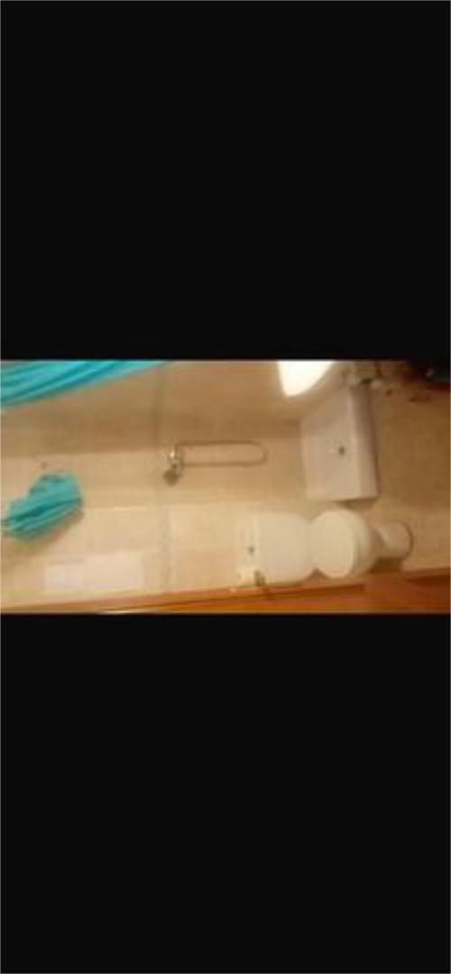 Bany de Apartament per a compartir en Ojén