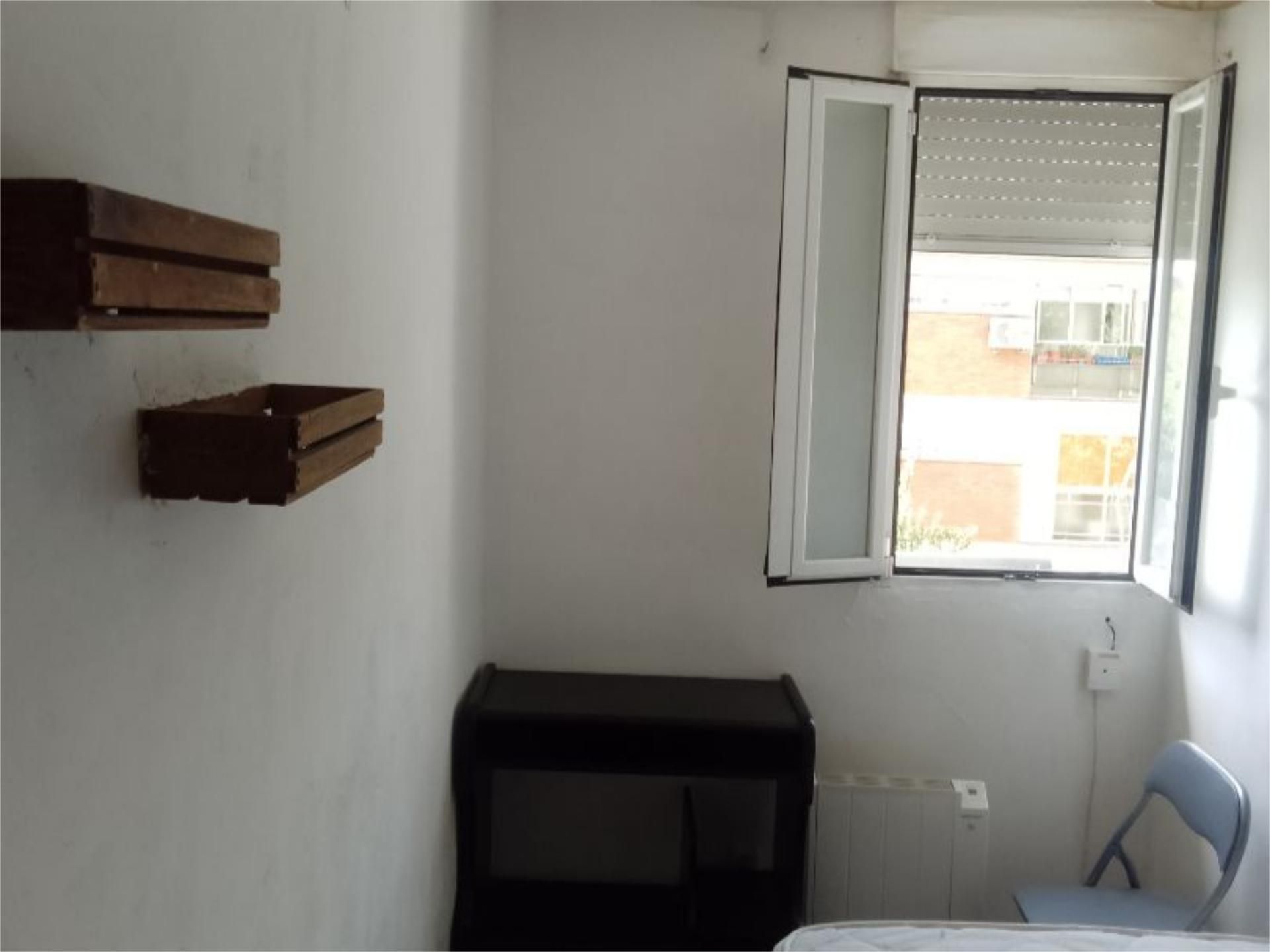 Habitación de Piso para compartir en  Madrid Capital con Calefacción