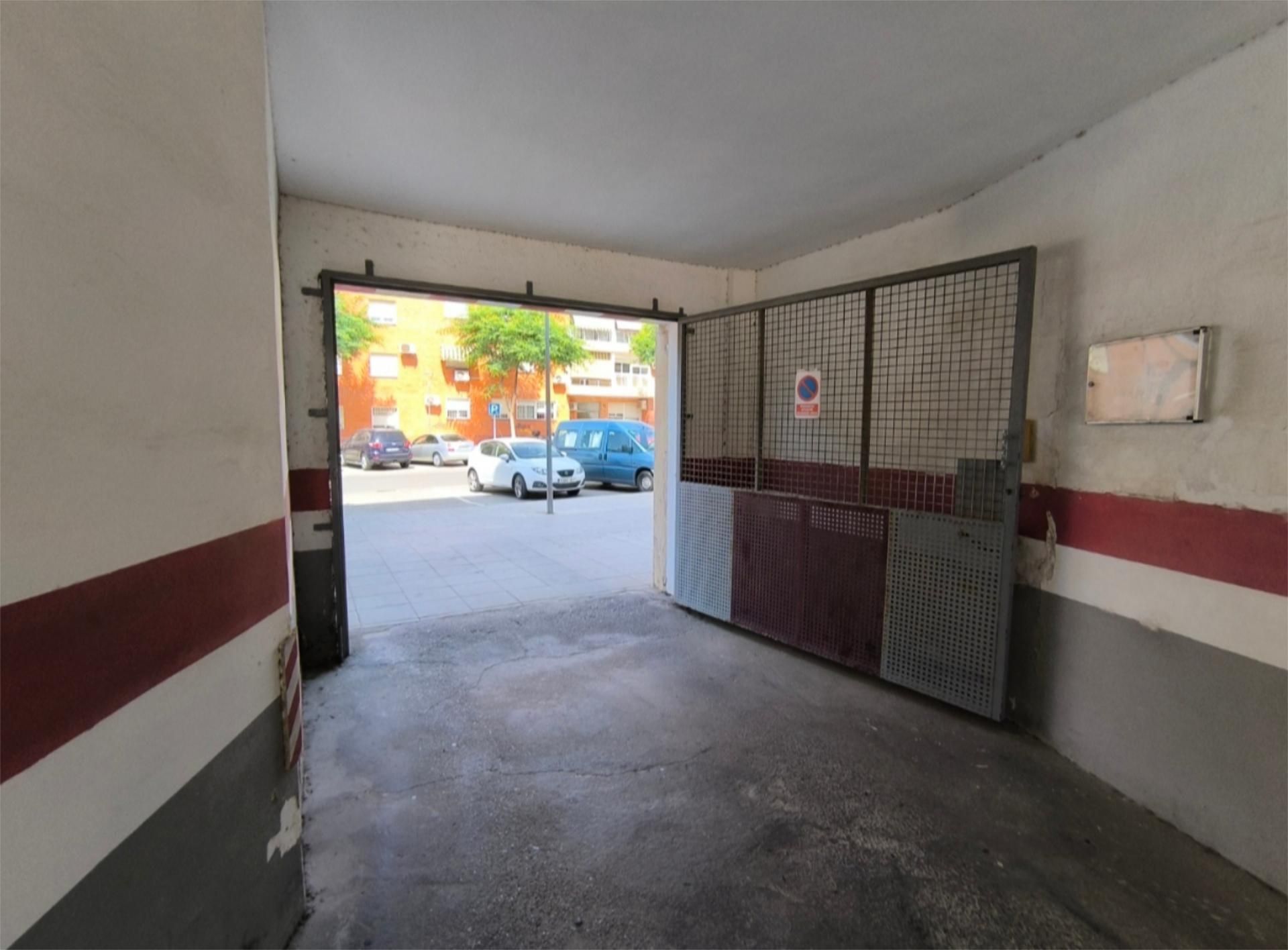 Garatge de lloguer a Calle Santiago, 8, Nueva Andalucía