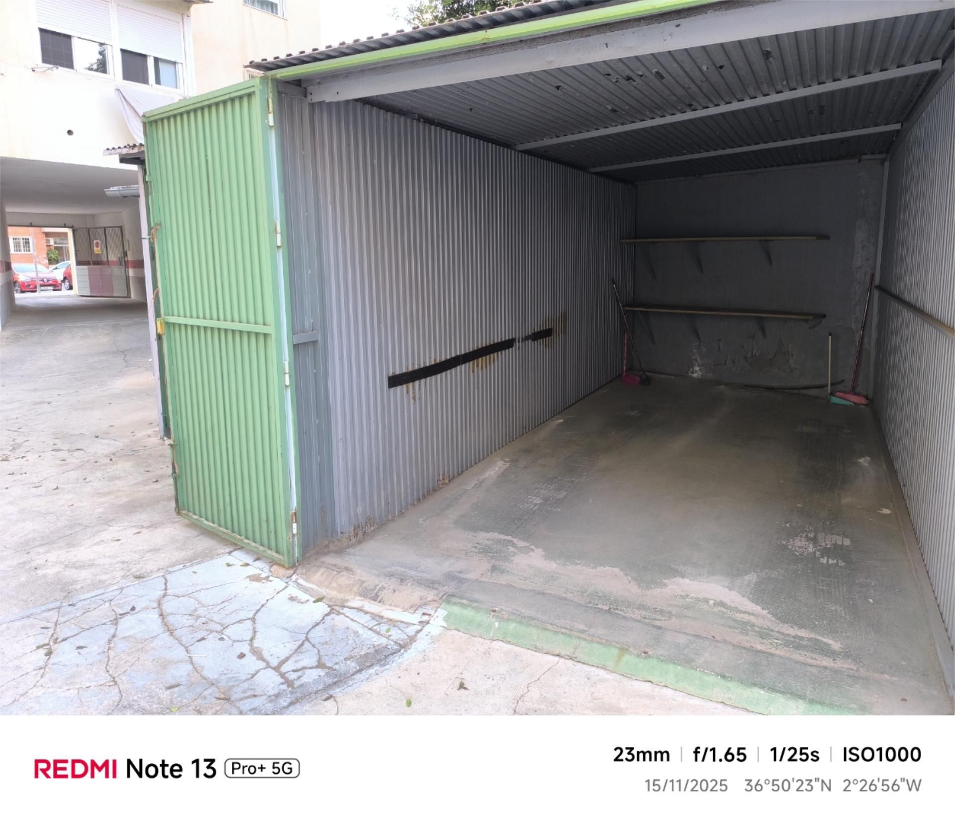 Aparcament de Garatge de lloguer en  Almería Capital