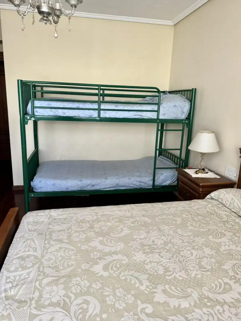 Piso en venta en Estrada de Castela, 255, San Juan Habitación de Piso en venta en Ferrol con Terraza