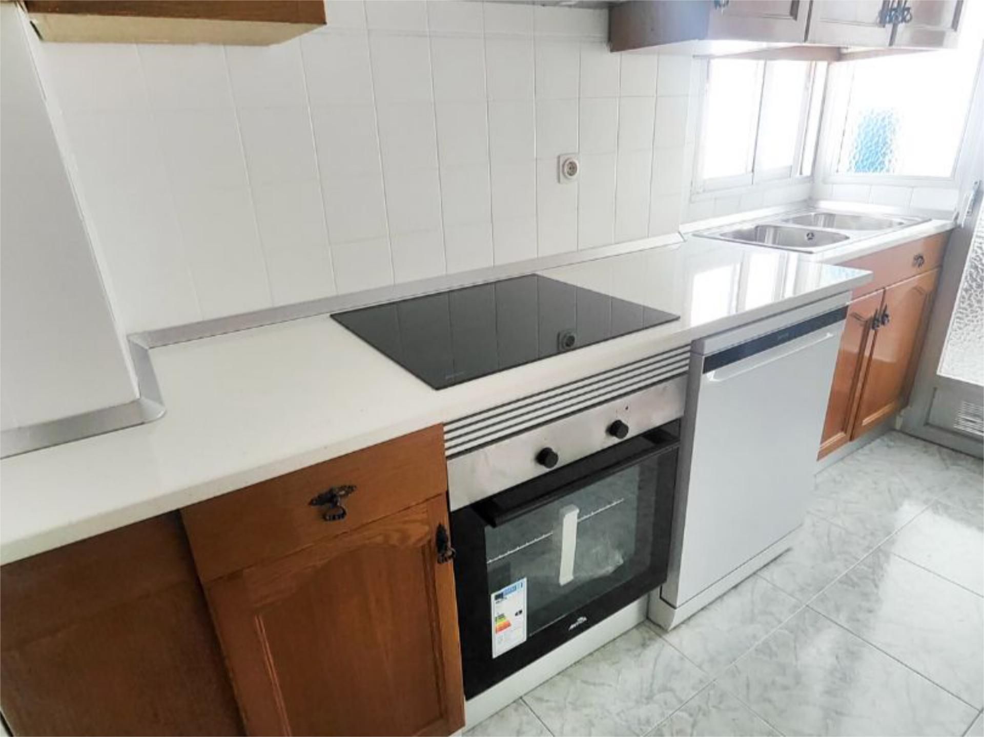 Kitchen of Flat to rent in  Albacete Capital  with Heating, Terrace and Furnished
