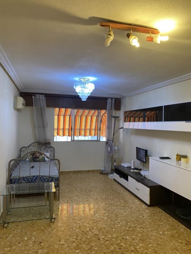 Flat to share in Calle Zarandieta, 13, Campoamor