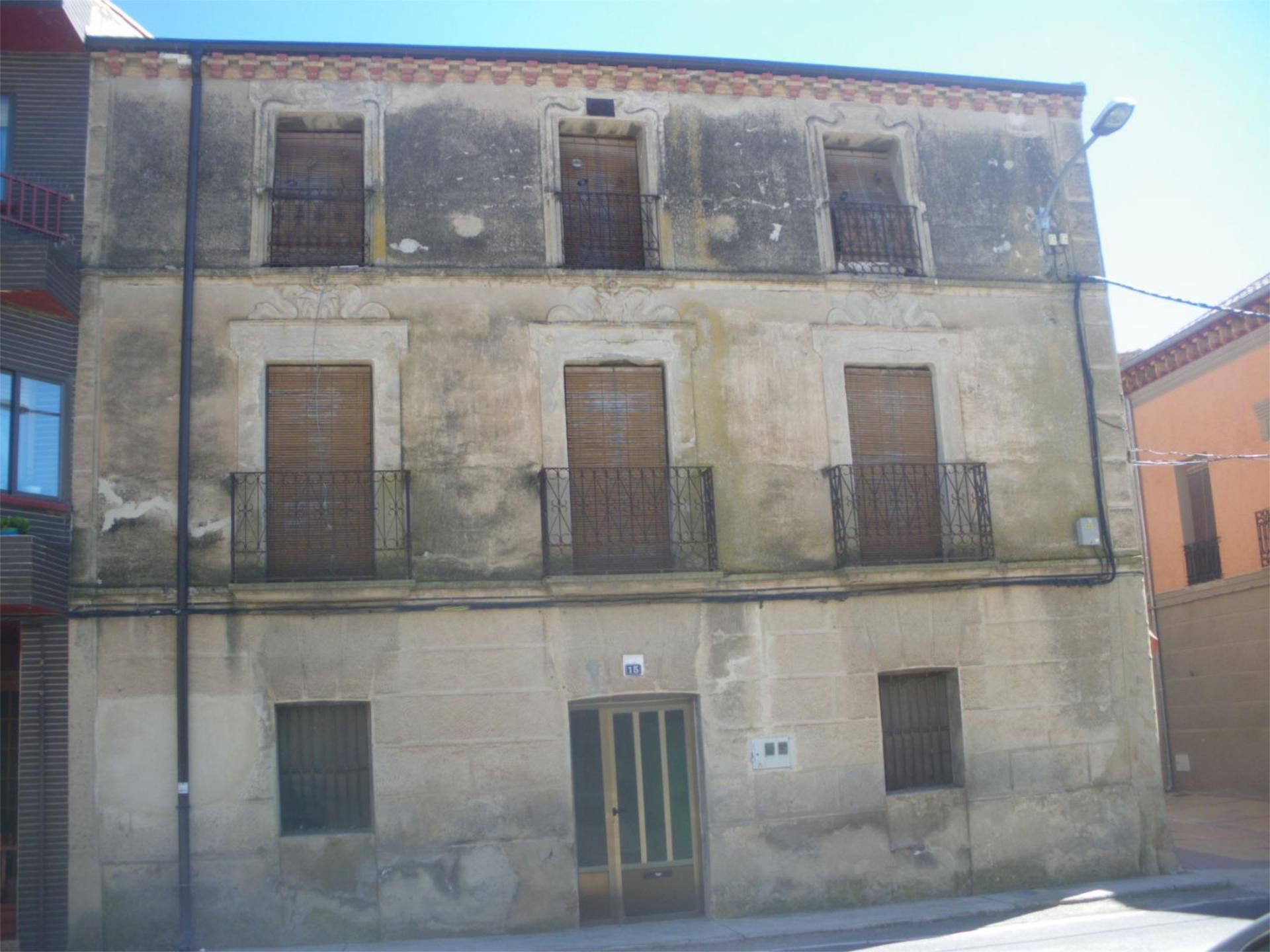 Vista exterior de Casa adosada en venda en Mélida