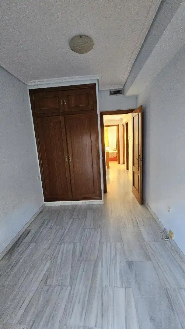 Einfamilien-Reihenhaus zum Verkauf in Paseo de la Ribera, 22, Casco Histórico - Ribera - San Basilio Einfamilien-Reihenhaus zum Verkauf in Córdoba Capital mit Terrasse und Balkon