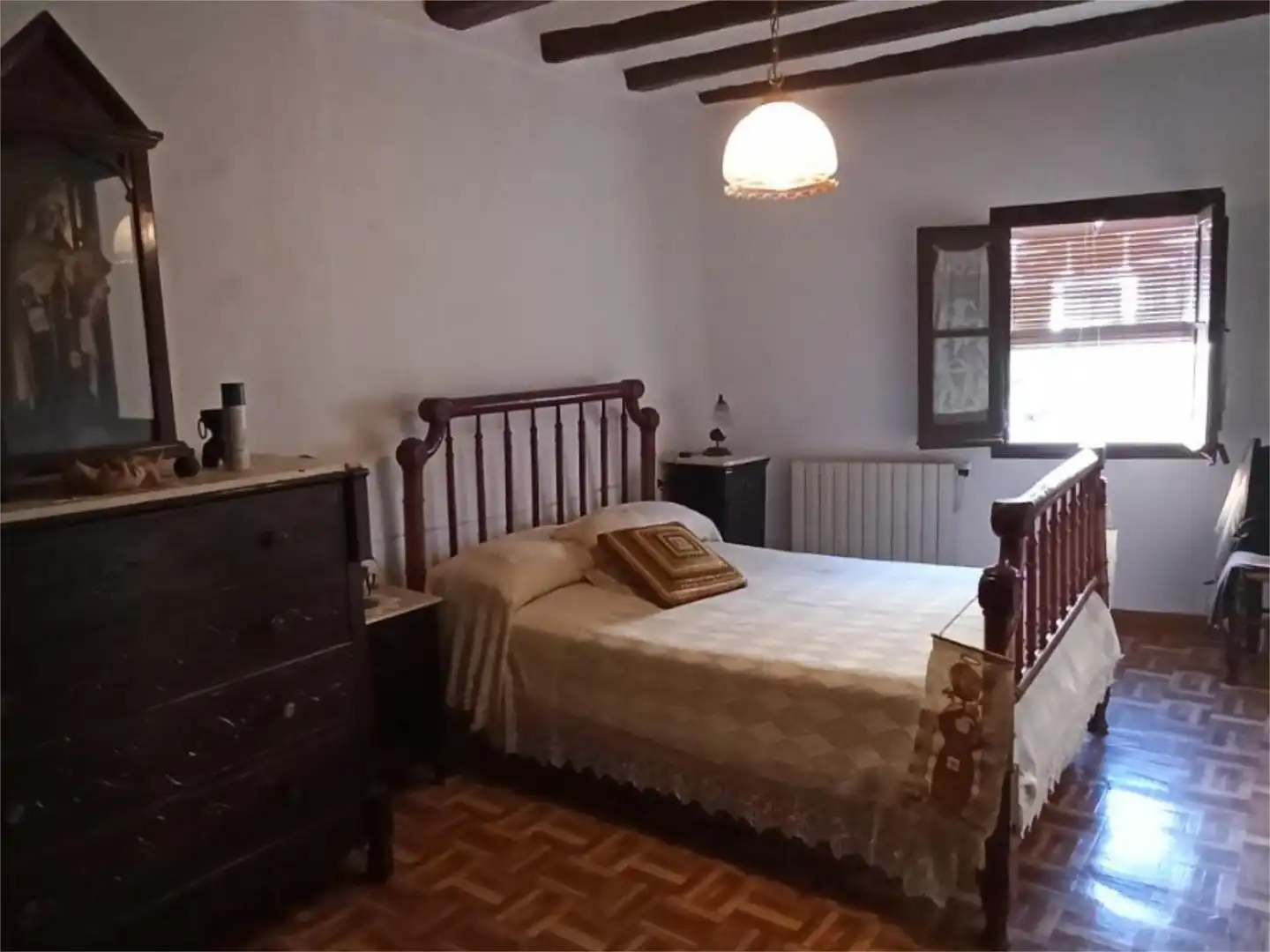 Habitación de Casa adosada en venta en Pira