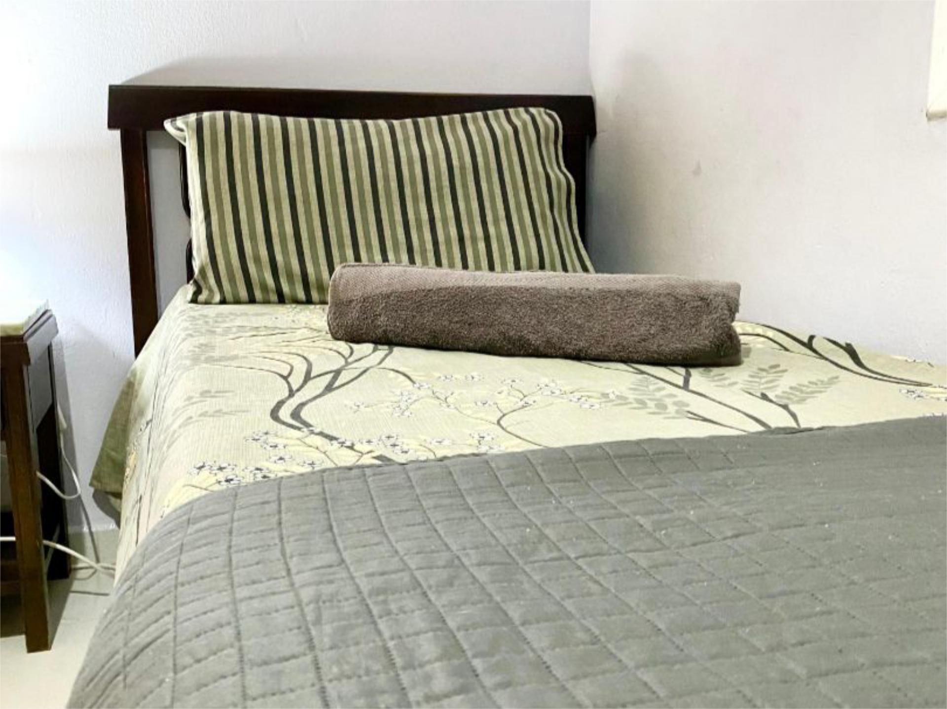 Bedroom of Flat to share in  Tarragona Capital  with Heating