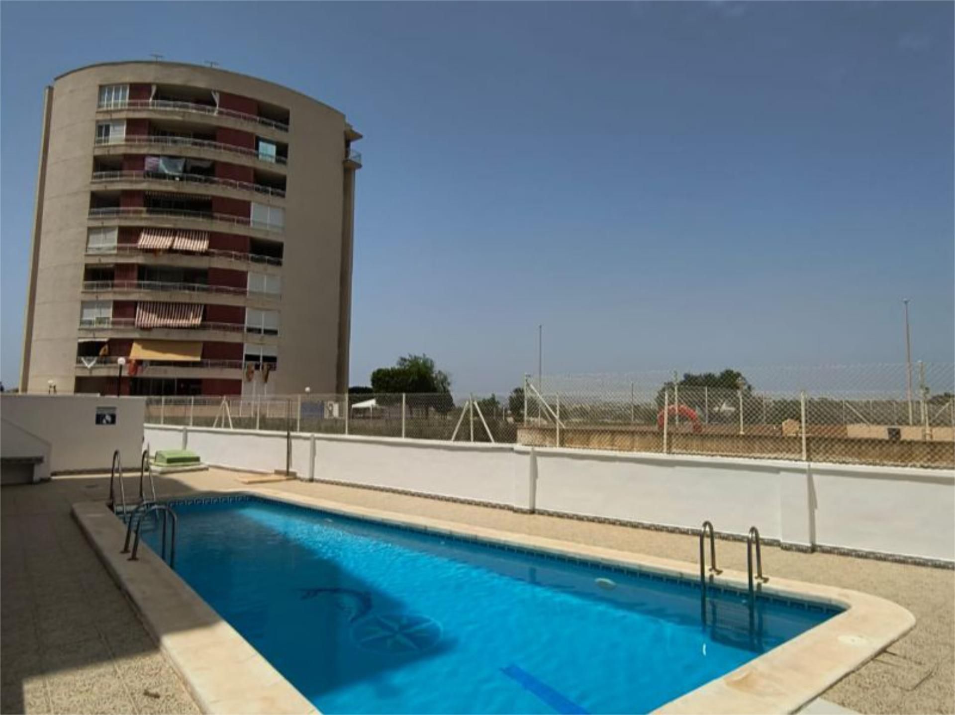 Swimming pool of Flat for sale in Guardamar del Segura  with Air Conditioner, Terrace and Swimming Pool