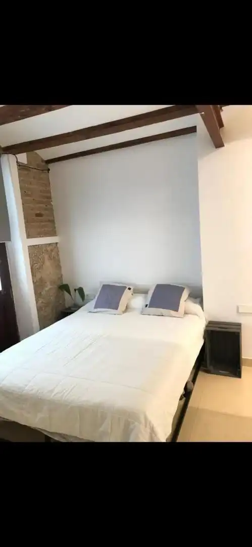 Pis en venda a Carrer del Rei en Jaume, 5, El Pilar Dormitori de Pis en venda en Valencia Capital amb Aire condicionat