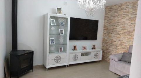 Foto 3 de Casa adosada en venta en Calle Cooperativa Olivarera, 44, Humilladero, Málaga