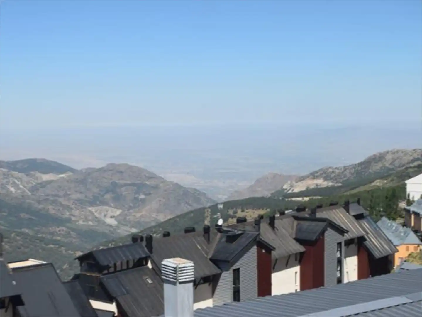 Vista exterior de Pis en venda en Sierra Nevada amb Piscina
