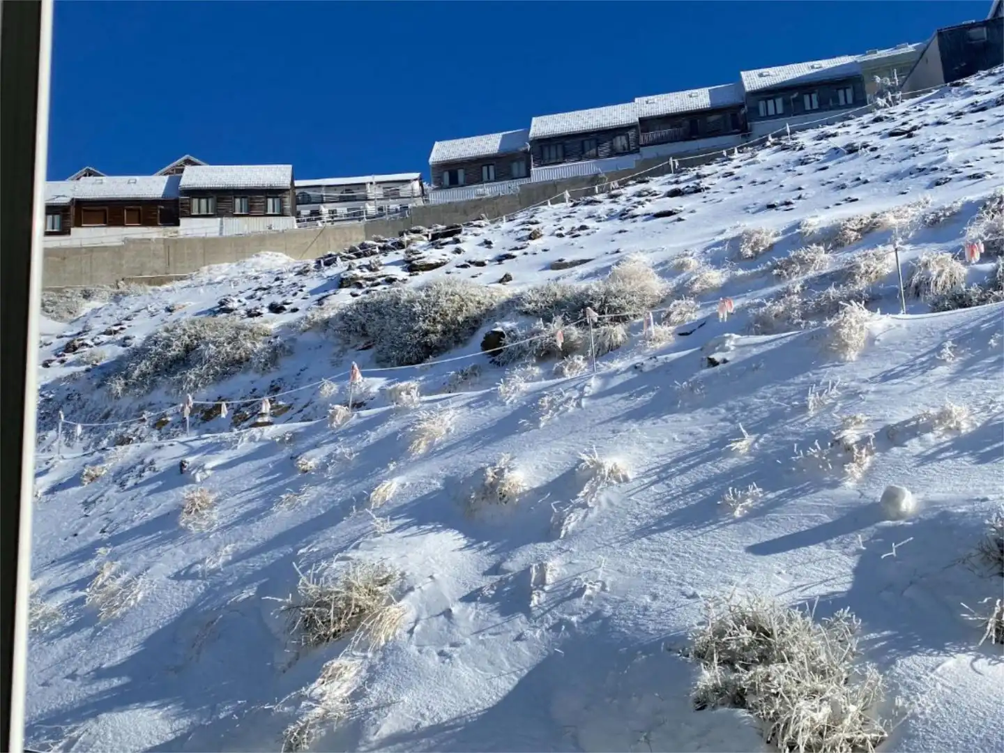 Vista exterior de Pis en venda en Sierra Nevada amb Piscina
